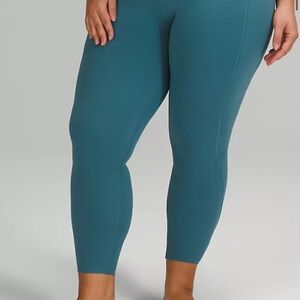 Lululemon Align High-Rise
Pant with Pockets 25"